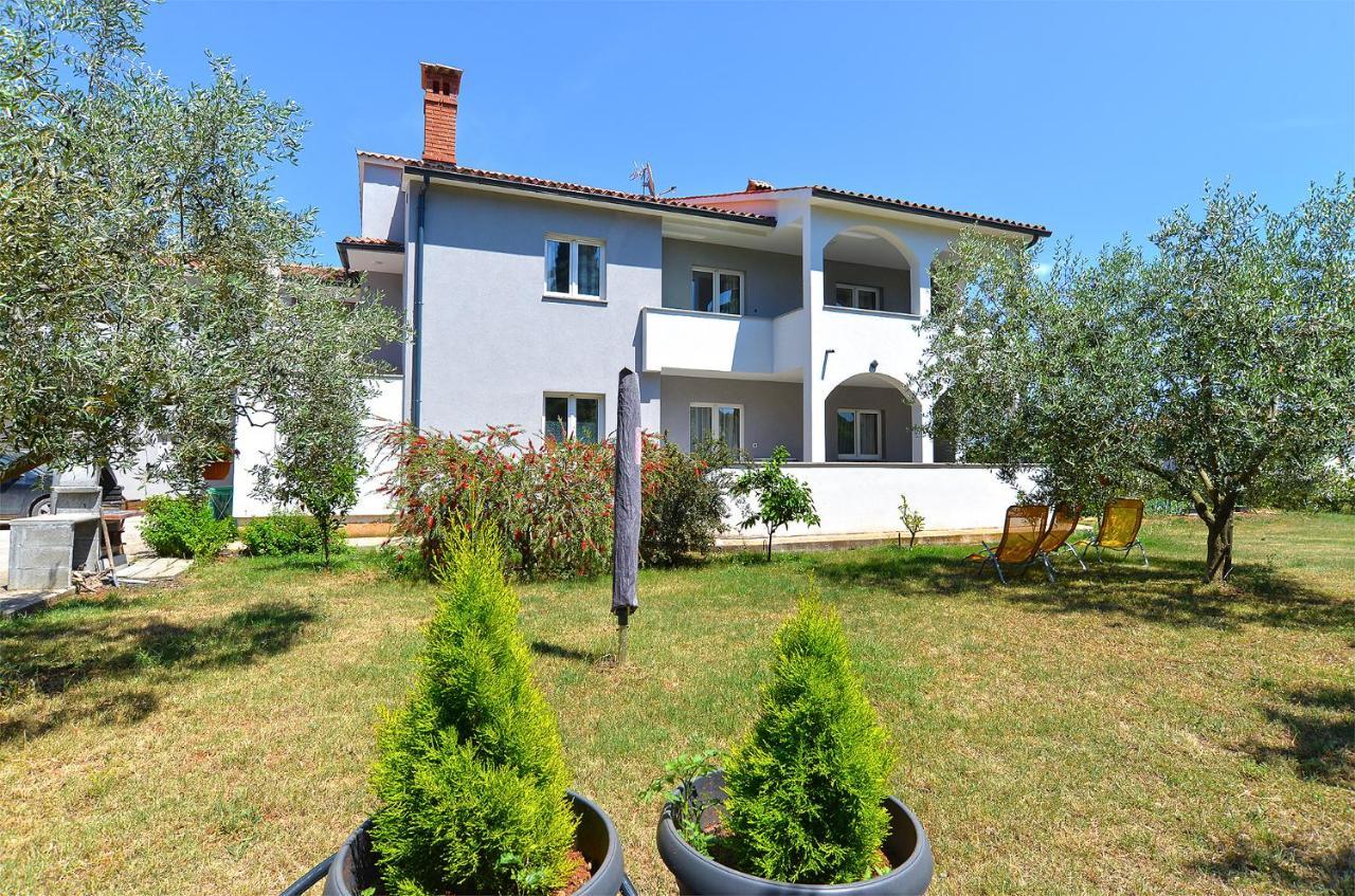 Apartments Elizabeta 1701 Fažana Extérieur photo