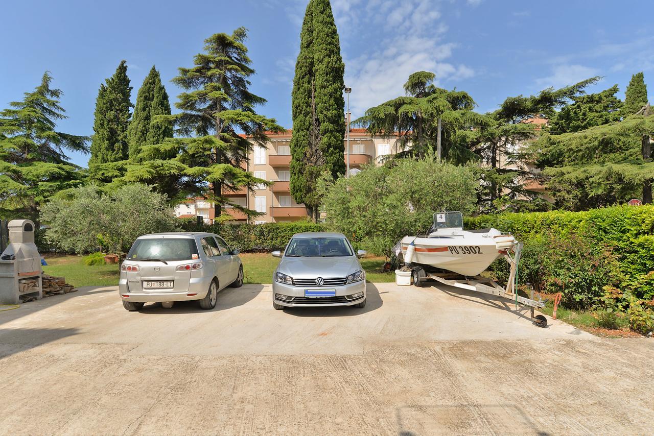 Apartments Elizabeta 1701 Fažana Extérieur photo